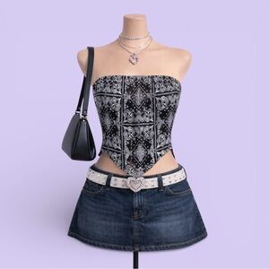 Polly & Esther Black White Paisley Handkerchief Top Size M Whimsygoth Summer Y2K